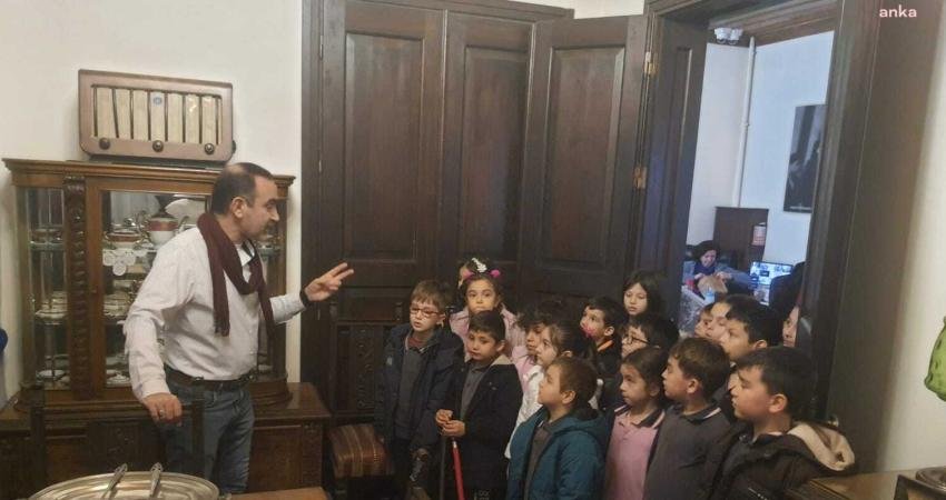 Edremit'te yarıyıl tatilinin başlamasıyla Belediye'ye ait Ayşe Sıdıka Erke Etnografya