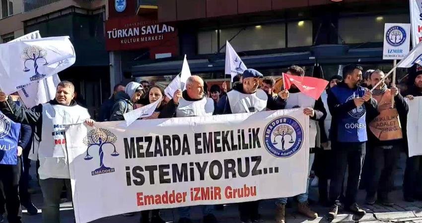 Emeklilikte Adalet Derneği (EMADDER) İzmir Temsilciliği, kademeli emeklilik için İzmir'de