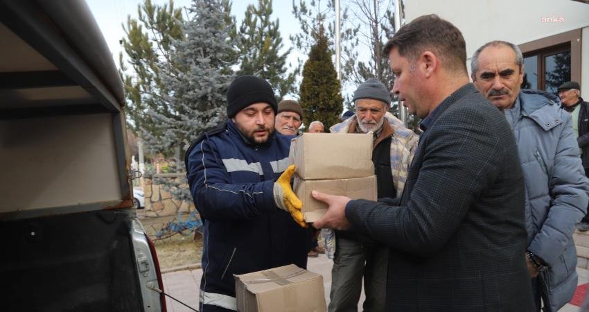 Eskişehir Büyükşehir Belediyesi, arı yetiştiricilerini güçlendirmek ve arıcılığı yaygınlaştırmak amacıyla