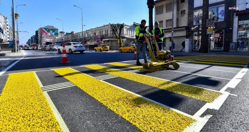İzmir Büyükşehir Belediyesi, Kemeraltı Çarşısı’nı düzenleme çalışmalarının yanı sıra şehrin
