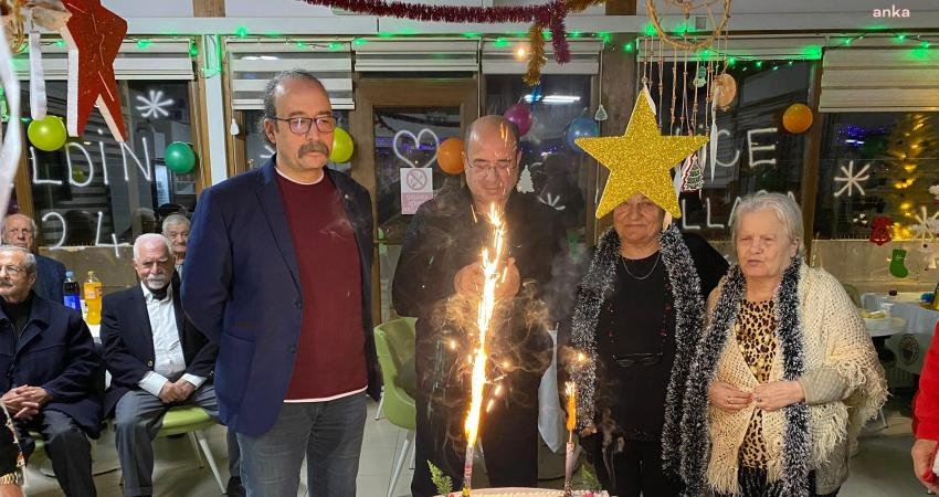 Gemlik Belediyesi Kurşunlu Yaşlı Konuk Evi sakini yaşlılar, hazırlanan özel