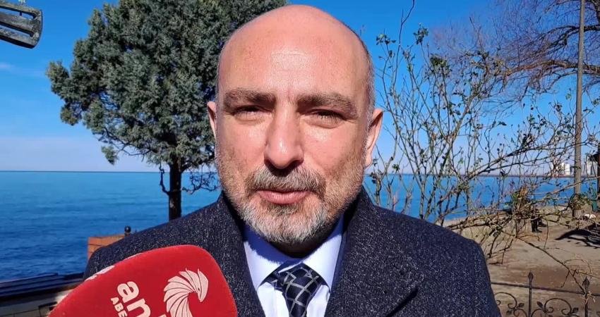 Artvin’in Hopa İlçesi’nde aynı ismi taşıyan kuzenlerden biri CHP’den, diğeri
