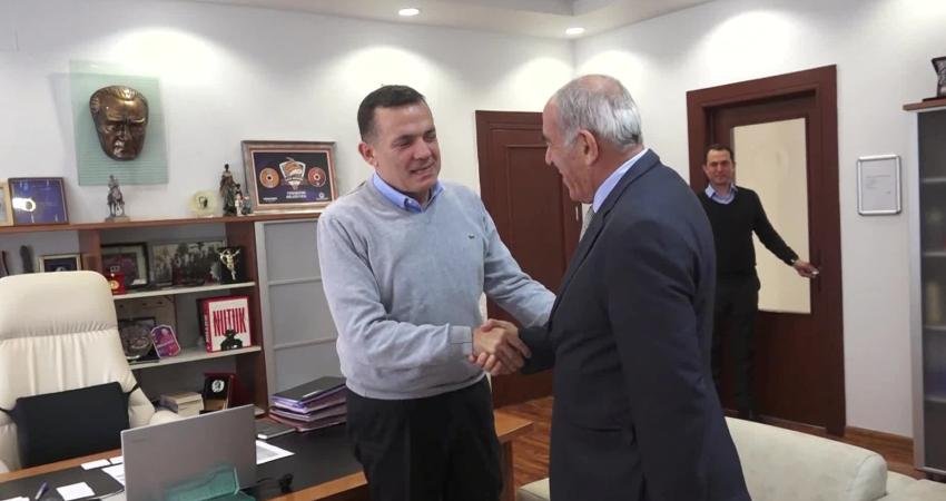 CHP'nin yeniden aday gösterdiği Yenişehir Belediye Başkanı Abdullah Özyiğit’e, inanç