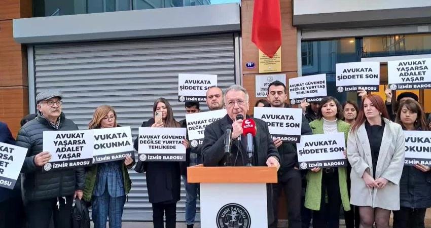 İzmir Barosu'nun 24 Ocak Tehlike Altında Avukatlar Günü için düzenlediği