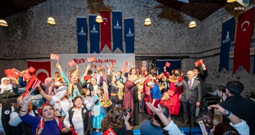 İzmir’in köylerinden 7’den 70’e gönüllü katılımcılardan oluşan İzmir Büyükşehir Belediyesi