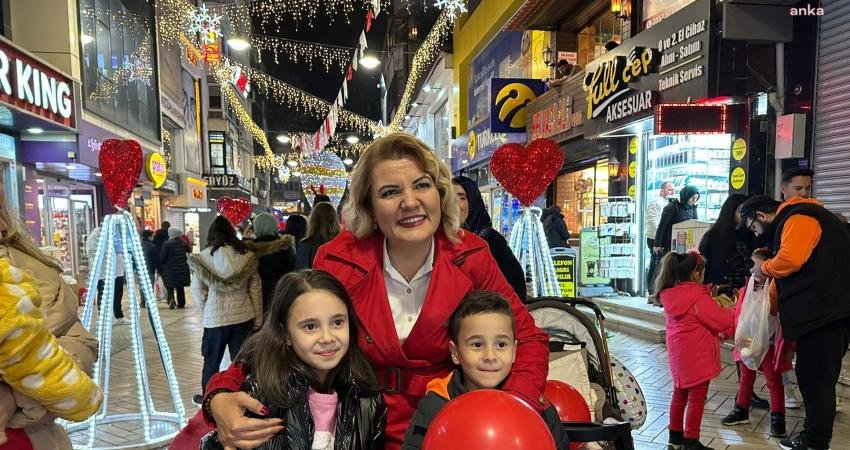 İzmit Belediye Başkanı Fatma Kaplan Hürriyet, yılın son gününde kent