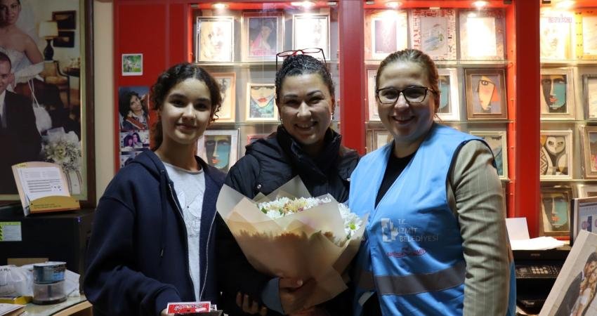 Yılbaşı etkinlikleri kapsamında belediye önüne kurduğu ‘Yeni Yıldan Bir Dileğim