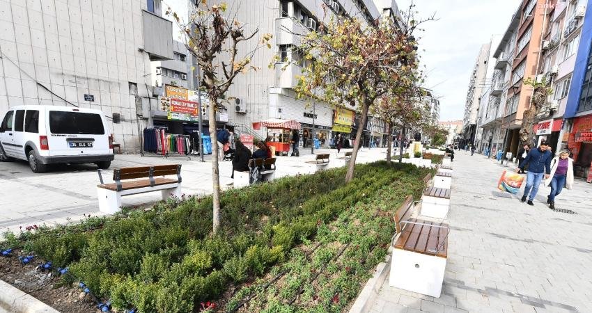 Kemeraltı’ndaki altyapı ve üst yapıya yönelik yenileme çalışmaları kapsamında düzenlenen