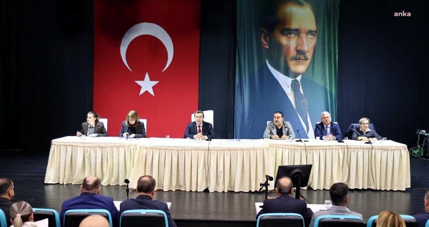 Konak Belediye Meclisi yılın ilk toplantısına Pençe-Kilit operasyonunda şehit düşen