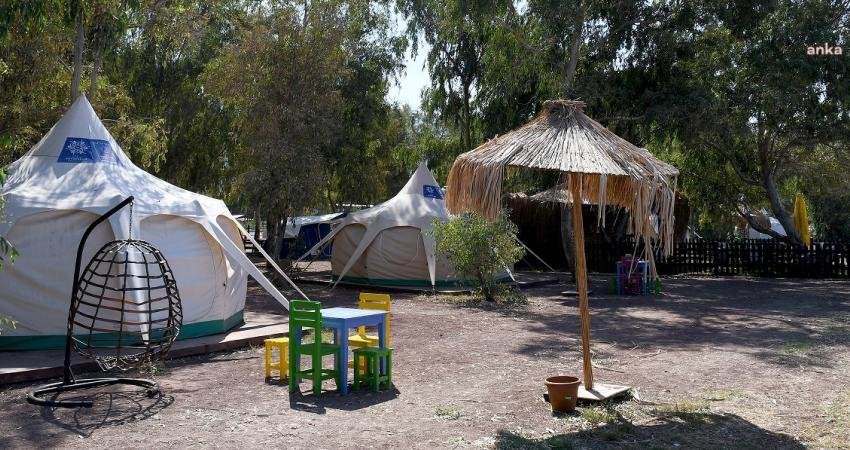 Kuşadası’nda Yeni ve Sürdürülebilir Turizmin Adresi Ada Campıng Oldu Kuşadası Belediyesi tarafından Aydın Büyükşehir Belediyesi iş birliğinde Davutlar Sevgi