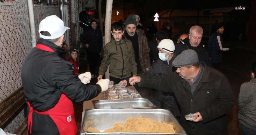 Odunpazarı Belediyesi, üç aylar ve Regaip Kandili dolayısıyla yatsı namazı