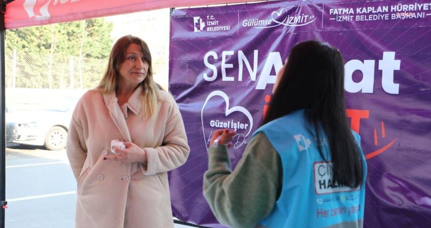 İzmit Belediyesi Halkla İlişkiler Müdürlüğü tarafından düzenlenen Halk Günleri ‘Sen
