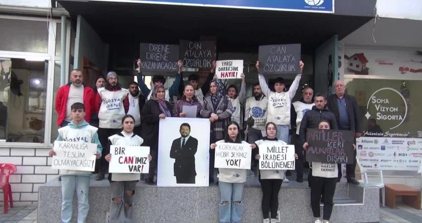 Soma'daki maden faciasında yaşamını yitiren 301 maden emekçisinin aileleri, maden