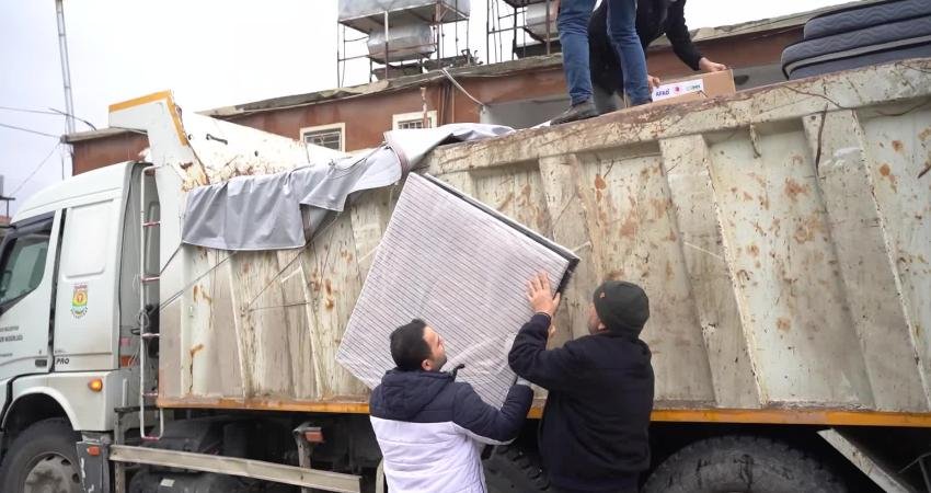 Tarsus Belediyesi'nin deprem bölgesine yönelik destek çalışmaları devam ediyor. Bu