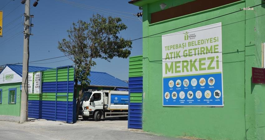 Tepebaşı Belediyesi, her yıl binlerce ton atığın geri dönüşümü ile