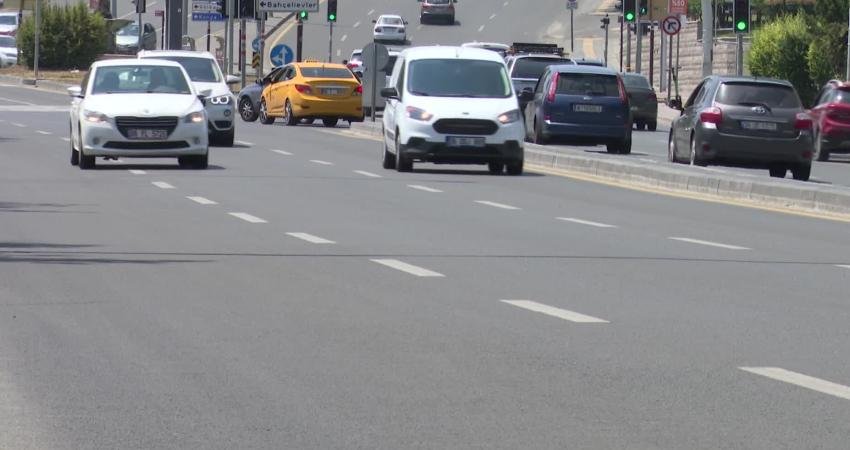 Resmi Gazete'de yayınlanan yönetmelik değişikliğiyle; trafik cezaları ödenmesinde, 15 gün