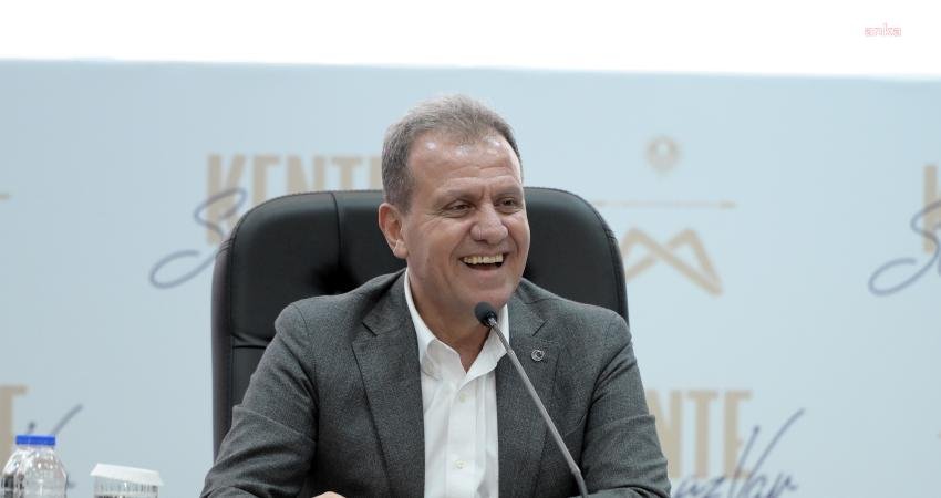Mersin Büyükşehir Belediye Başkanı Vahap Seçer, ‘Kente Sözümüz Var’ sloganıyla Büyükşehir Belediyesi