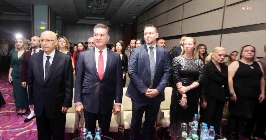 Yenimahalle Belediye Başkanı Fethi Yaşar, Mood Ödüllerinde ‘Yılın En Başarılı Belediye Başkanı’ Seçildi Yenimahalle Belediye Başkanı Fethi Yaşar, Burak Akan başkanlığında her yıl