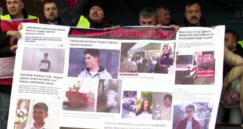 Meslek öğrenmek için küçük yaşlarda çoğu zaman ağır sanayide işçi