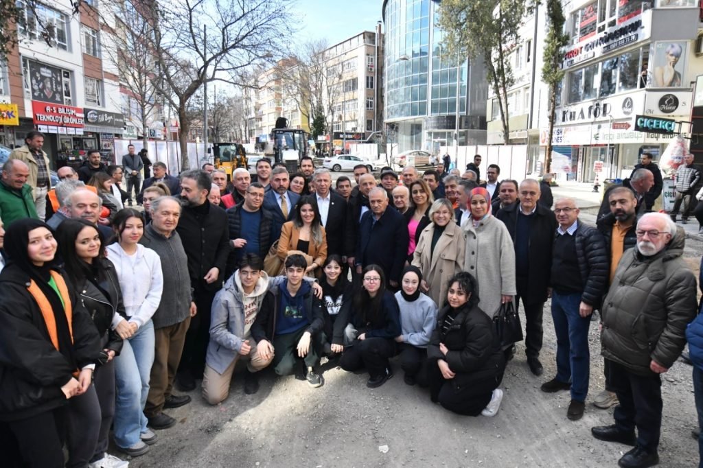 mansur-yavas-insanlarin-gezerken-huzur-buldugu-keyif-aldigi-bir-ankarayi-hep-birlikte-gerceklestirecegiz