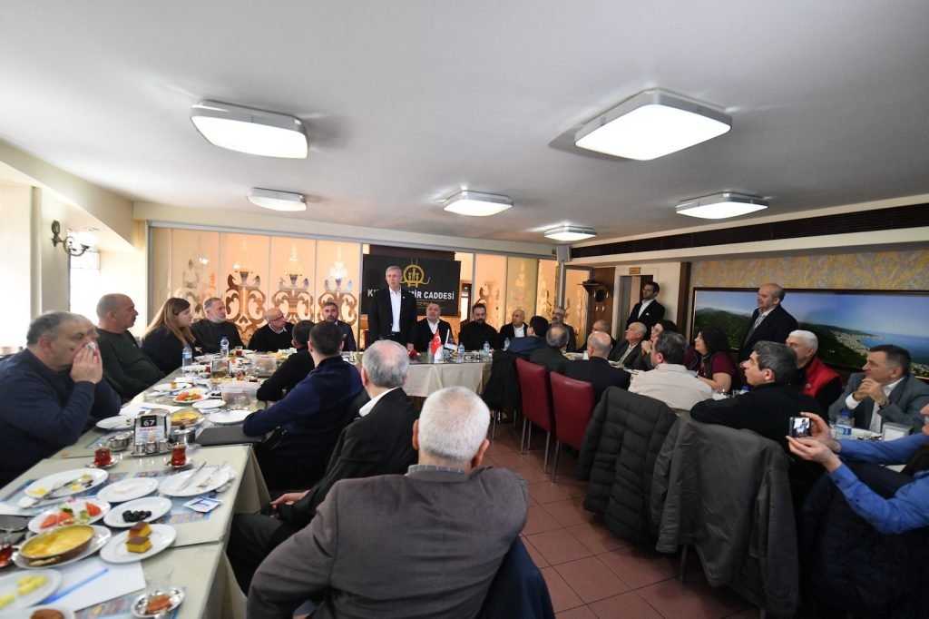 mansur-yavas-insanlarin-gezerken-huzur-buldugu-keyif-aldigi-bir-ankarayi-hep-birlikte-gerceklestirecegiz