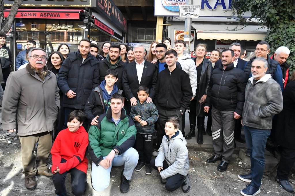mansur-yavas-insanlarin-gezerken-huzur-buldugu-keyif-aldigi-bir-ankarayi-hep-birlikte-gerceklestirecegiz