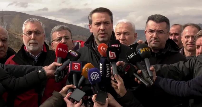 Enerji ve Tabii Kaynaklar Bakanı Alparslan Bayraktar, Erzincan İliç’te meydana