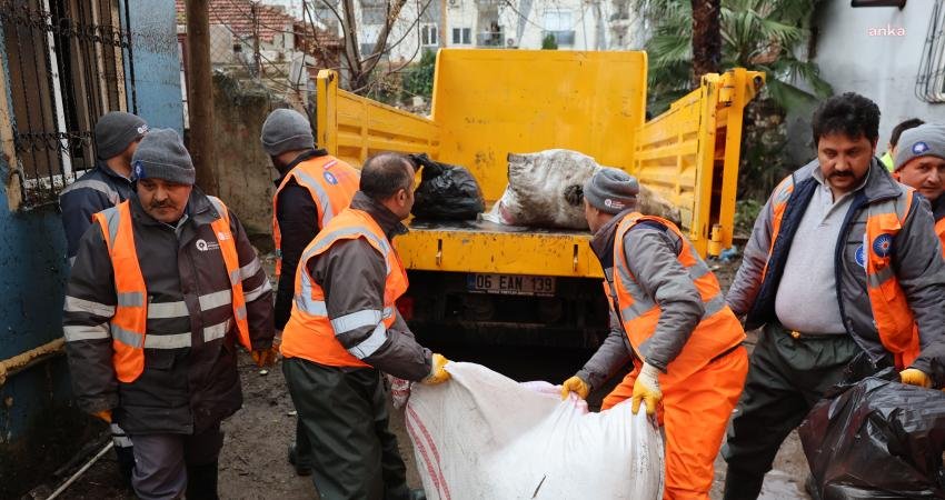Antalya Büyükşehir Belediyesi, sel bölgesinde hayatın normale dönmesi için hummalı