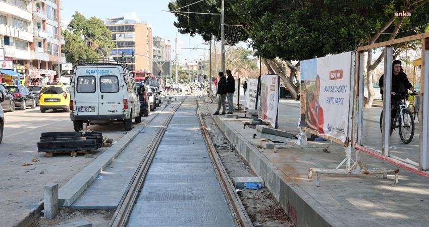 Antalya B&uuml;y&uuml;kşehir Belediyesi, engelli vatandaşların Cumhuriyet Meydanı’nı daha rahat kullanabilmeleri