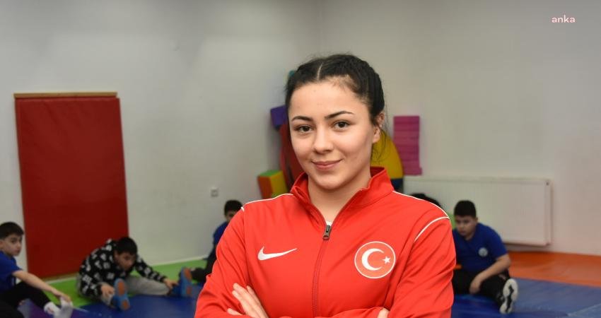 Bozüyük Belediyesi Eğitim ve Spor Kulübü ve Milli Takım sporcusu