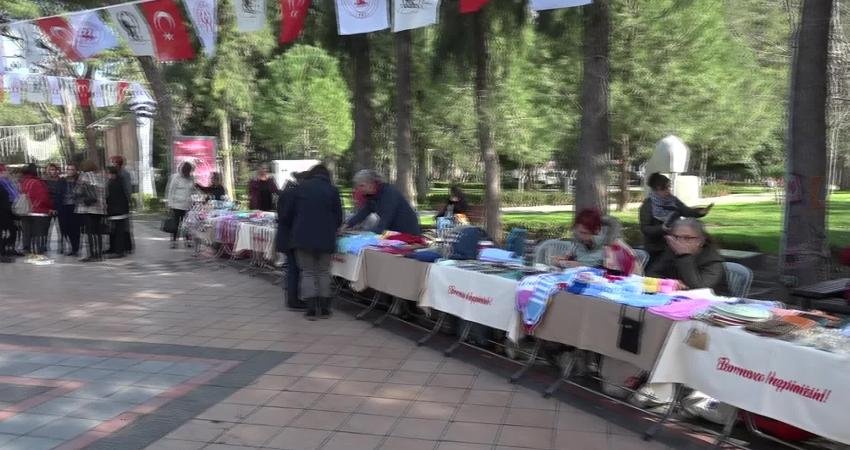 Bornovalı kadınların el emeği ürünleri, 14 Şubat Sevgililer Günü’nde Bornovalılarla