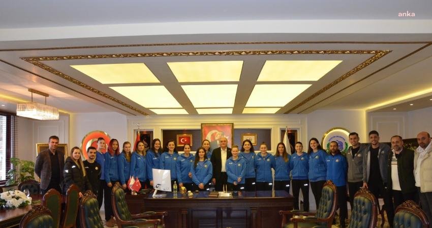Türkiye Voleybol Federasyonu Kadınlar 2. Ligi'nde grubunu ikinci sırada tamamlayan