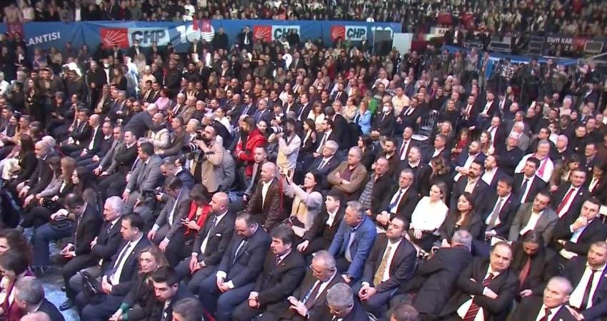 CHP’nin İzmir Büyükşehir Belediye Başkan Adayı Cemil Tugay, "İzmirliler, kendilerine