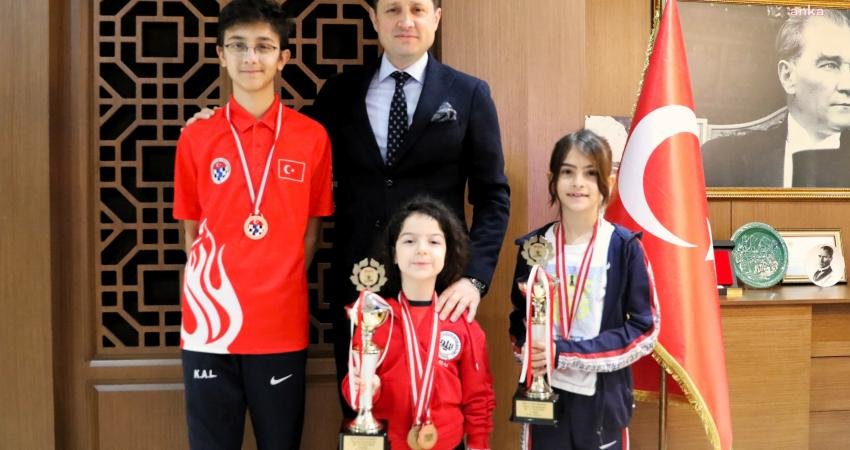 Antalya’da 20-27 Ocak 2024 tarihleri arasında düzenlenen Türkiye Satranç Şampiyonası’nda