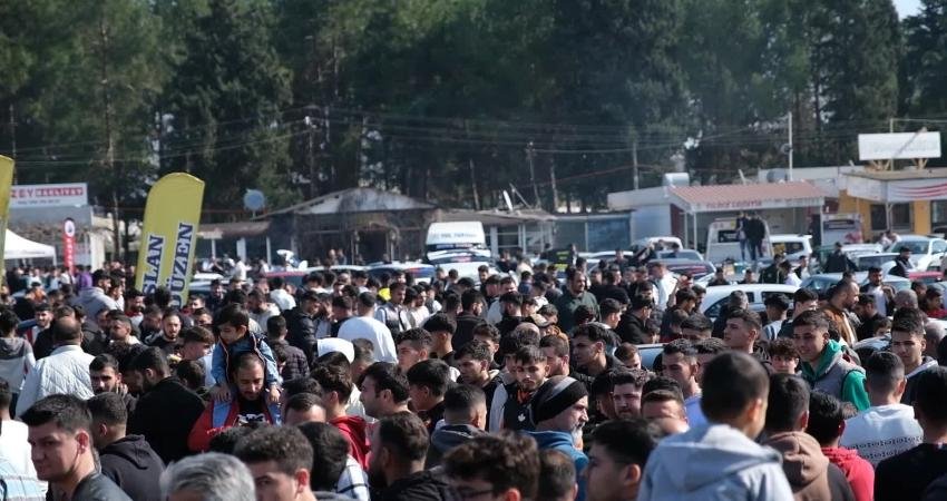 ‘1. Ceyhan Car Fest Modifiye Araç Fuarı’ düzenlenen törenle açıldı.