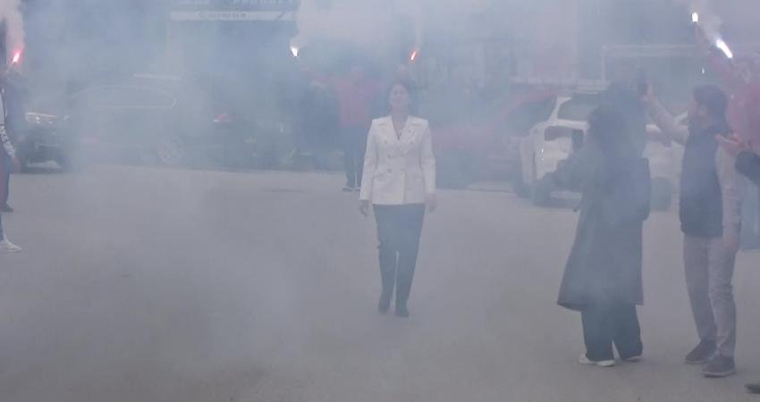 CHP Edirne Belediye Başkan Adayı Filiz Gencan Akın: “Kimseyi Küstürmeden, Ötekileştirmeden Birleşerek Zafere Yürüme Zamanı” CHP Edirne Belediye Başkan Adayı Filiz Gencan Akın, seçim çalışmalarına