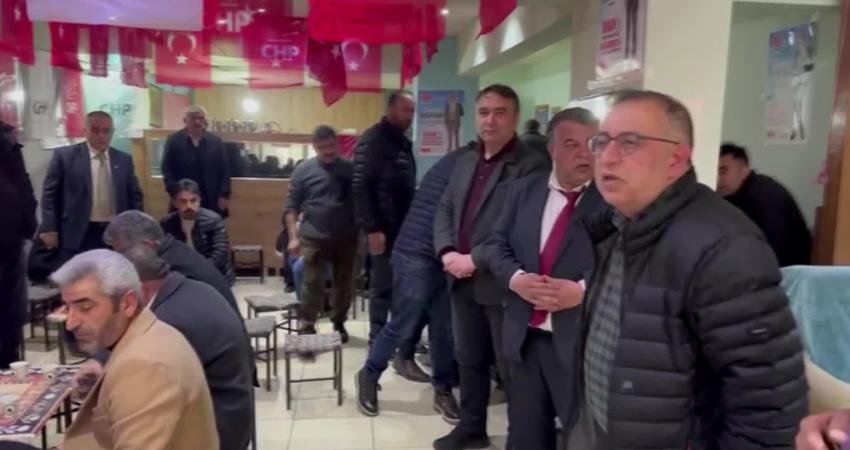 İSHAK KARA CHP Van B&uuml;y&uuml;kşehir Belediye Başkan Adayı Ş&uuml;kr&uuml; Şahar,