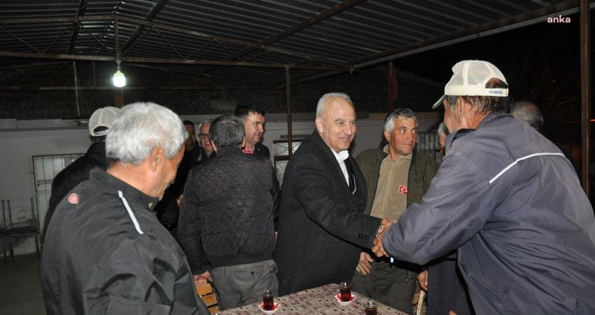 Mesaisine sabahın erken saatlerinde sahada başlayan &Ccedil;ine Belediye Başkanı Mehmet
