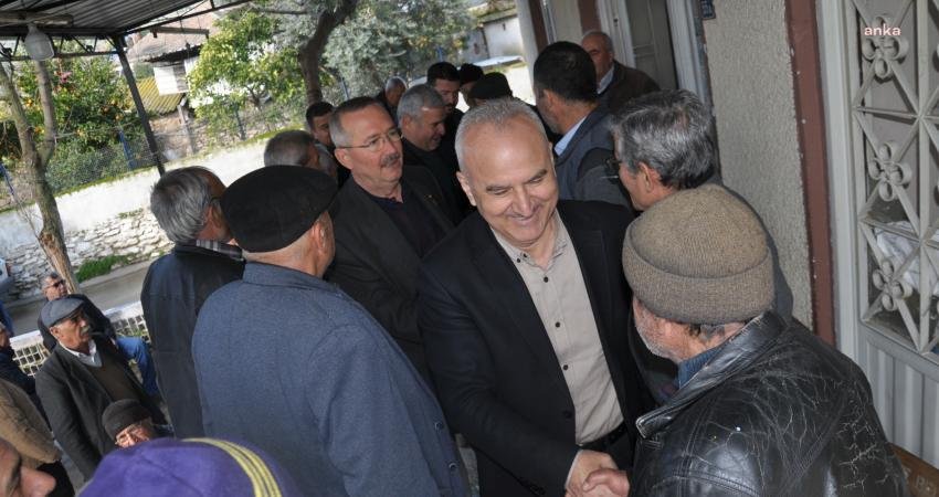 Kentin çeşitli noktalarında vatandaşlarla bir araya gelen Çine Belediye Başkanı