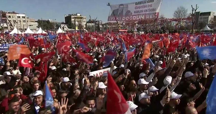 https://abone.ankahaber.net/static//video/2438971c-4301-4b9a-8660-2d5a9f76256d-720.mp4 Cumhurbaşkanı ve AKP Genel Başkanı Recep Tayyip Erdoğan, partisinin