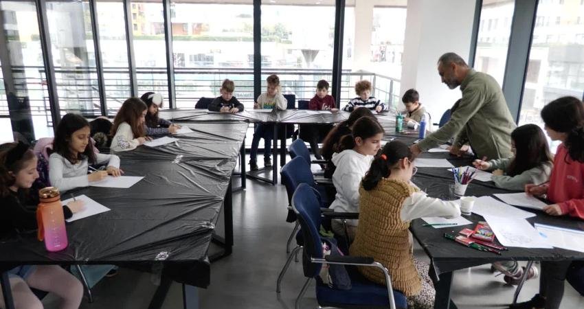 Esenyurt Belediyesi’nin yarıyıl tatilinde düzenlediği “Sömestr Şenliği” kapsamında Çocuk Üniversitesi’nin