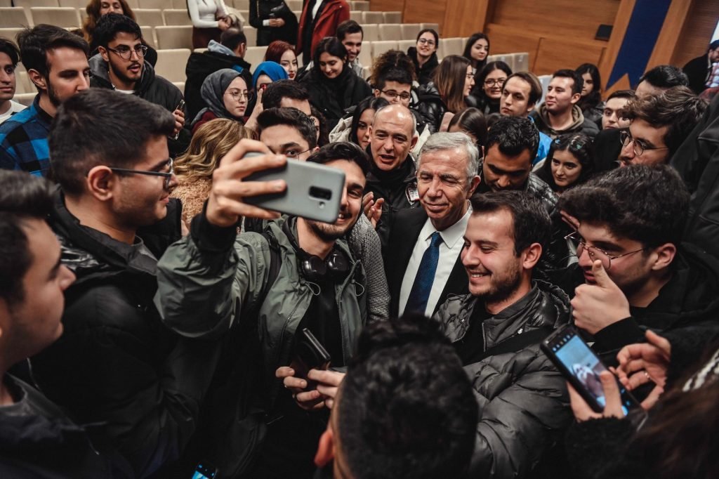 mansur-yavas-halkin-vergisini-istedigi-gibi-harciyorlar-makamlardan-ayrilmayacaklarini-saniyorlar-ve-populist-davranislara-giriyorlar-butcenin-daha-iyi-harcanmasi-mumkun