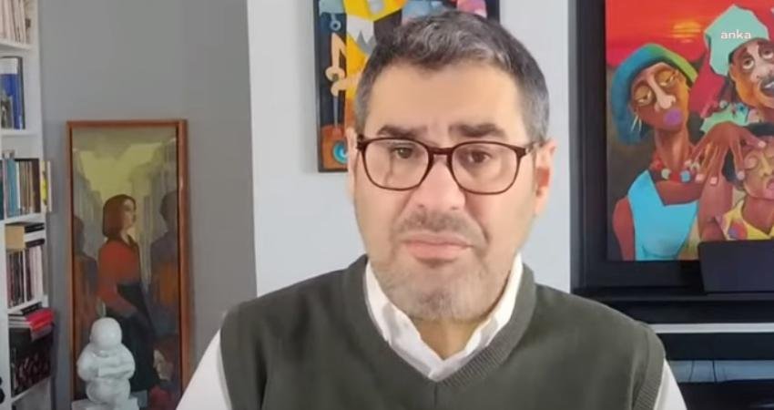Gazeteci Enver Aysever, Ankara Esenboğa Havalimanı’nda gözaltına alındığını duyurdu.
