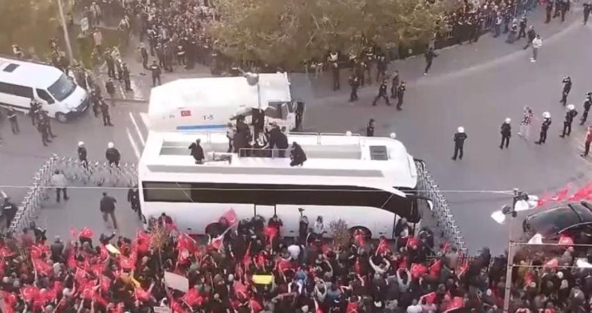 İstanbul Büyükşehir Belediye Başkanı (İBB) Ekrem İmamoğlu'nun Cumhurbaşkanlığı seçimleri öncesi