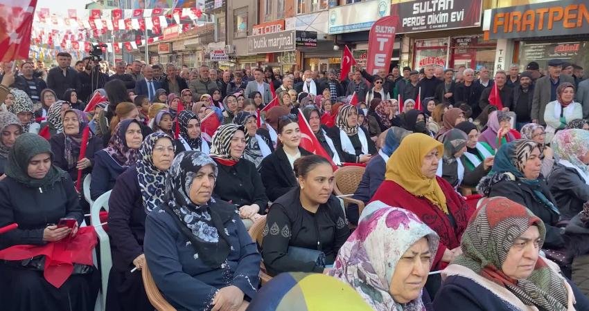 SEYFİ &Ccedil;ELİKKAYA İYİ Parti S&ouml;zc&uuml;s&uuml; K&uuml;rşad Zorlu, Yozgat Yerk&ouml;y&rsquo;de se&ccedil;im