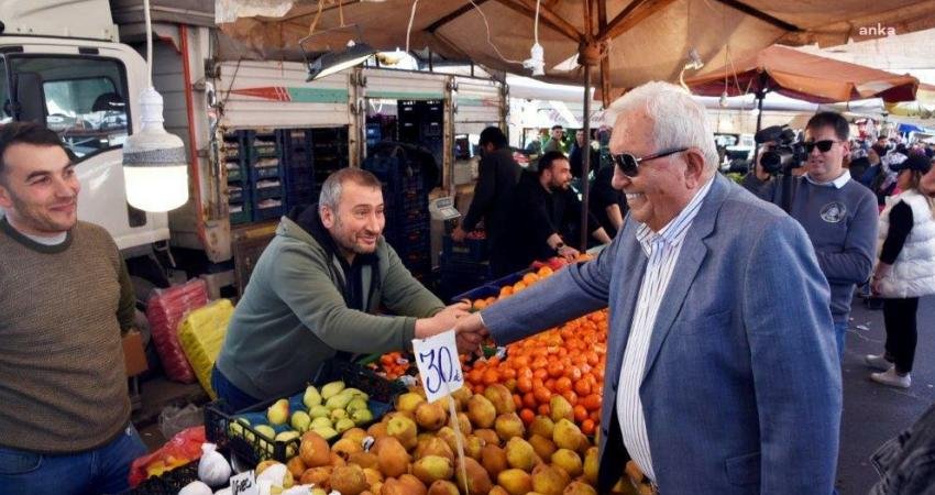 Kdz. Ereğli Belediye Başkanı Halil Posbıyık, Cumartesi Pazarı&rsquo;nda esnaf ve