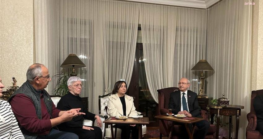 CHP 7. Genel Başkanı Kemal Kılıçdaroğlu, yaşamını yitiren eski 3.