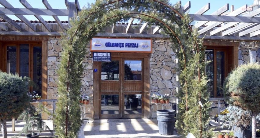 Kırşehir Belediyesi Gülbahçe Peyzaj ve Çiçek Satış Evi’ne yeni sezon