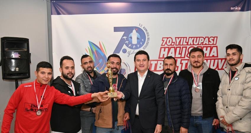 Kumluca Belediyesi’nin kuruluşunun 70. yılına özel etkinlikler kapsamında düzenlenen Halı