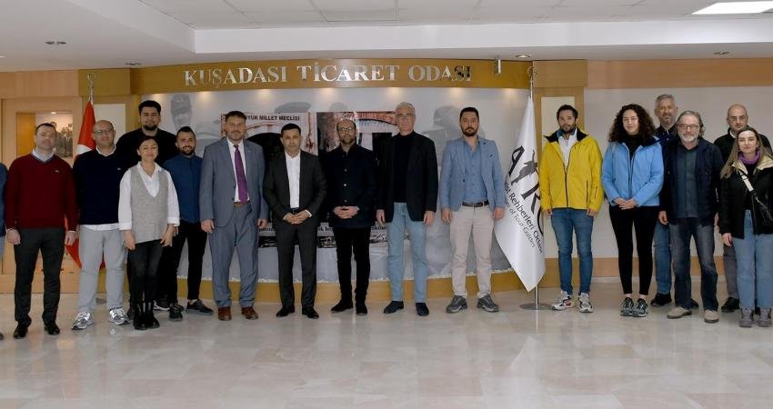 Kuşadası Belediye Başkanı Ömer Günel, Aydın Turist Rehberleri Odası’nı (ATRO)